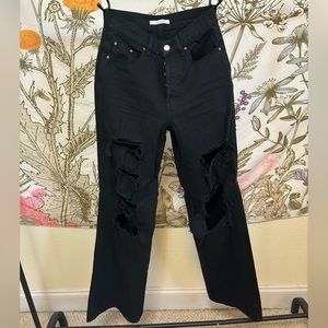 Never worn Pacsun baggy distressed mom jean!